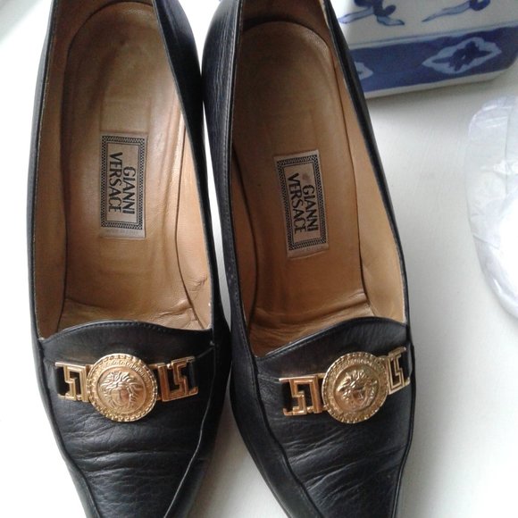 Original Gianni Versace leather  shose size 7 - Picture 1 of 5